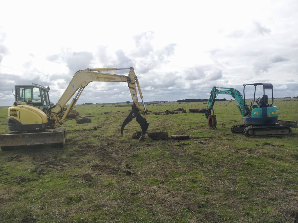 earthmoving equipment torquay